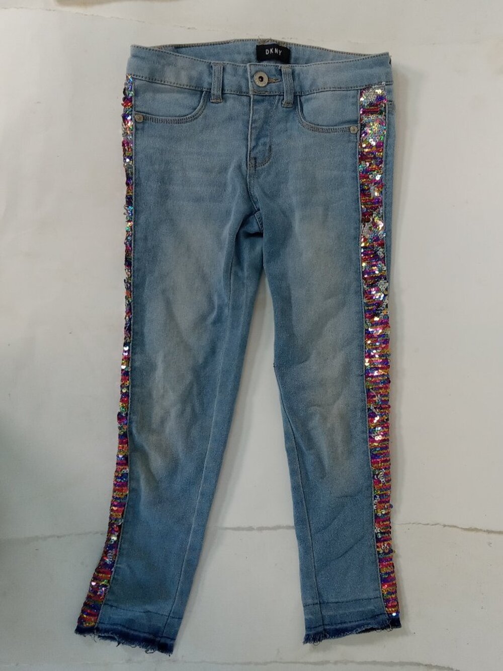 DKNY Girls Medium Wash Skinny Jeans Rainbow Sequins Side Stripe Size 8 Y2K